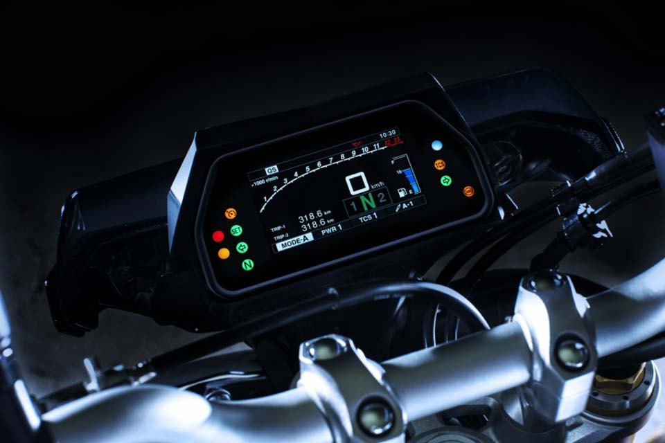 The TFT LCD display on the 2017 Yamaha MT-10