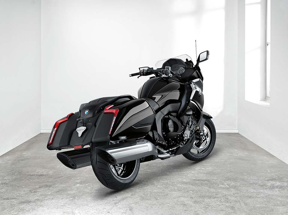 Rear quarter of the BMW K 1600 B
