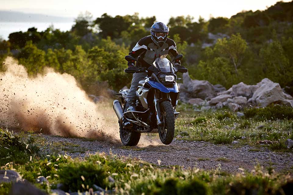 The all-new BMW R 1200 GS in action