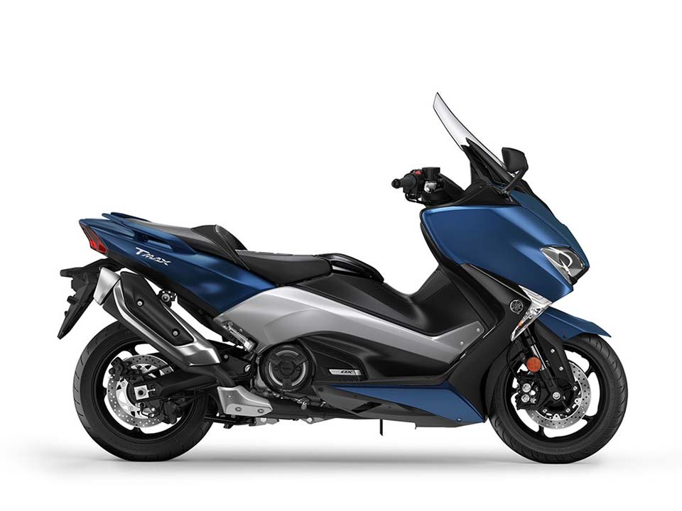 Side profile of the 2017 Yamaha TMAX