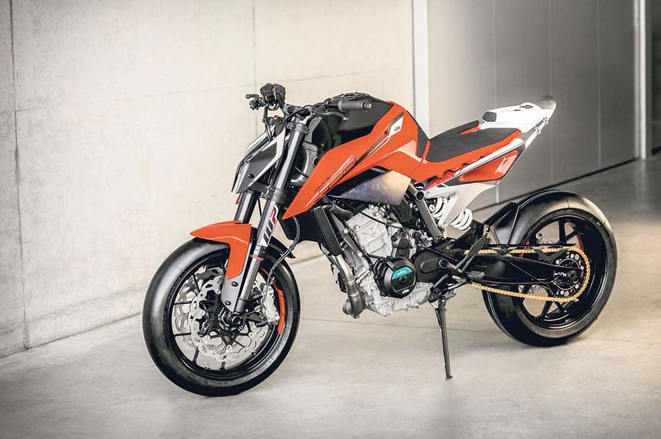 The KTM 790 Duke prototype