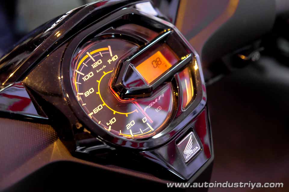 Honda BeAT cluster